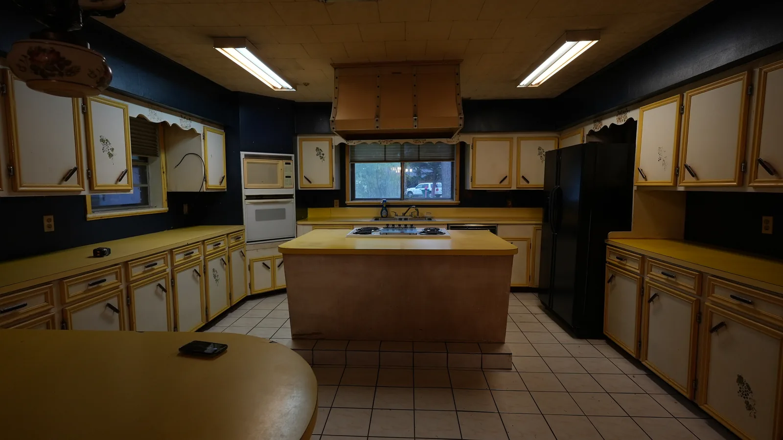 Kitchen before the renovation
